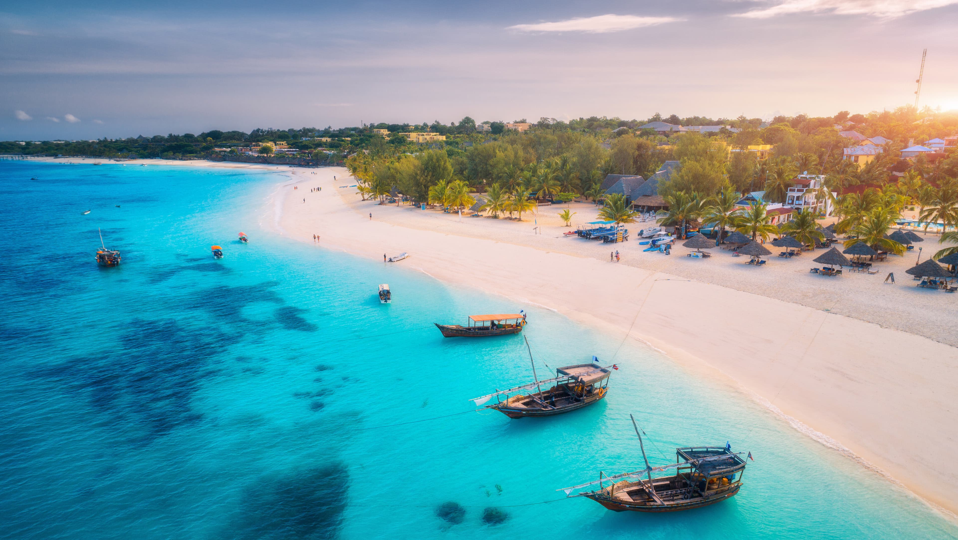 Cover Image for When To Go to Zanzibar: Unlocking Your Perfect Island Escape (Best Time for Beaches, Culture & Sunshine on the Spice Island)