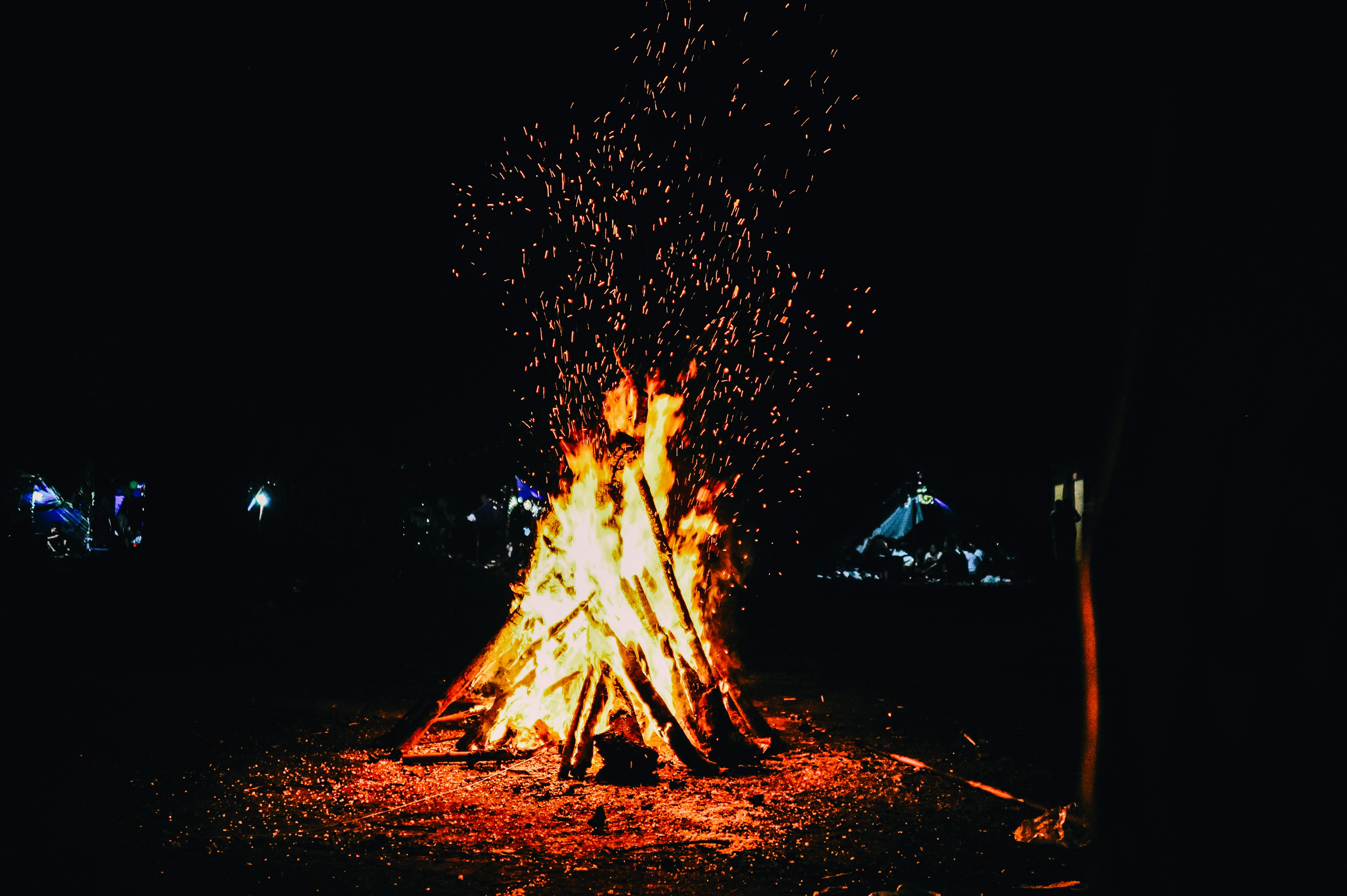 Starry-Night Safaris: Camping Under Serengeti Skies (The Ultimate Overnight Wildlife Experience in Tanzania)