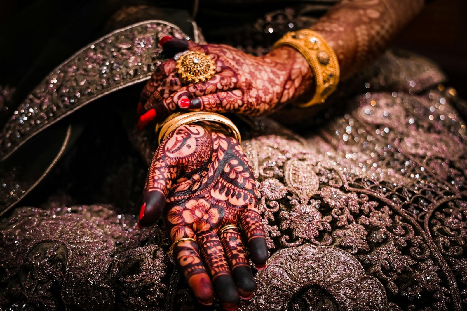 Love, Drums & Kanzu: Inside a Colorful Tanzanian Wedding (A Journey into Joyful Traditions)